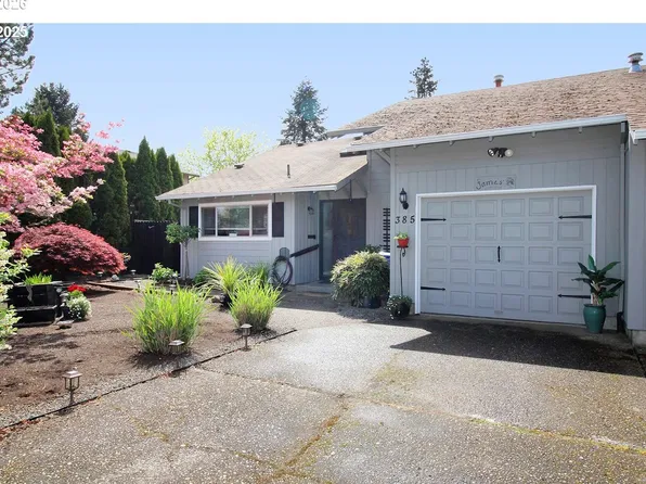 385 S Cherry Dr, Cornelius, OR 97113