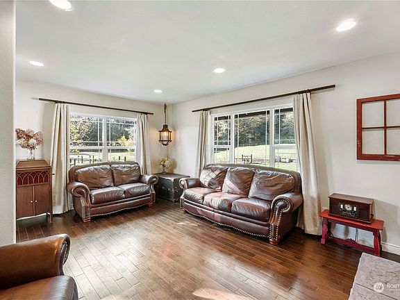 4th image of 24200 SE 371st Street