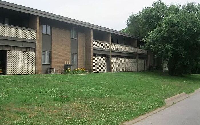1st image of 309 S 7th St #309