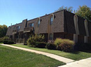 416 SE Corder St APT 8, Lees Summit, MO 64063