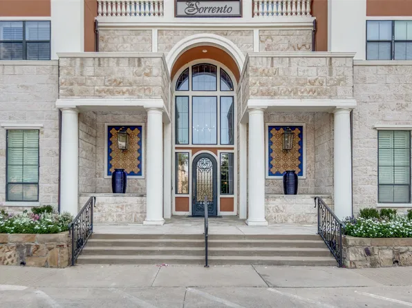 8616 Turtle Creek Blvd APT 214, Dallas, TX 75225