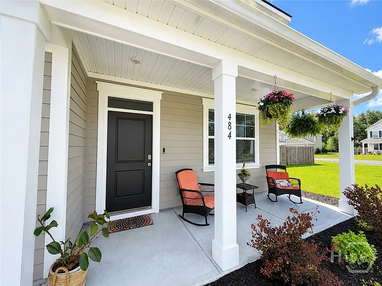 484 Foxtail Dr — Photo 1