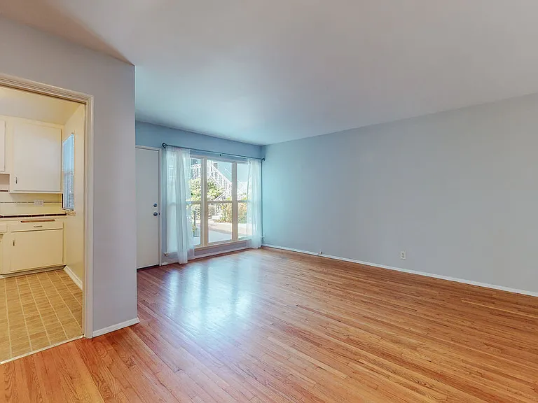11284 Montana Ave #11 — Photo 5