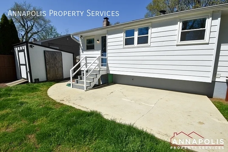 757 Warren Dr — Photo 23