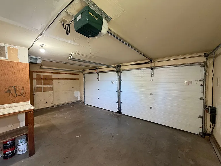 2735 Almaden St — Photo 25