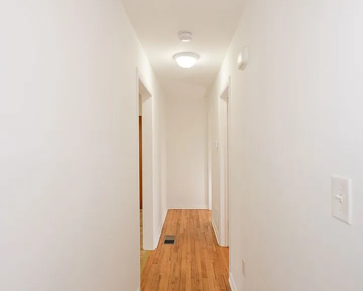 2305 River Rd — Photo 28