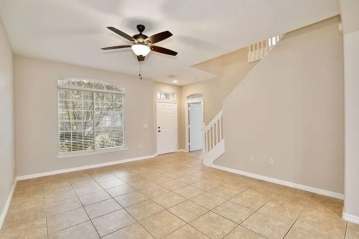 3 bed, 2.5 bath, 1757 sqft, $2,095 — Photo 4