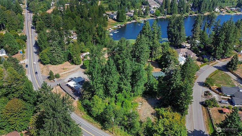 3rd image of 17274 SE Petrovitsky Road