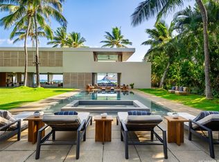 1240 Mokulua Dr, Kailua, HI 96734