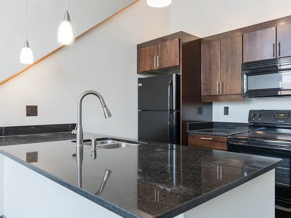 7th Street Lofts