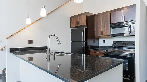 7th Street Lofts Photo 1