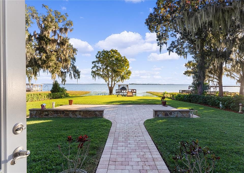 1st image of 35236 W GRIFFIN DRIVE