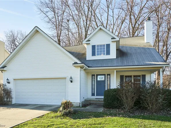 126 Christine Ct, Eastlake, OH 44095