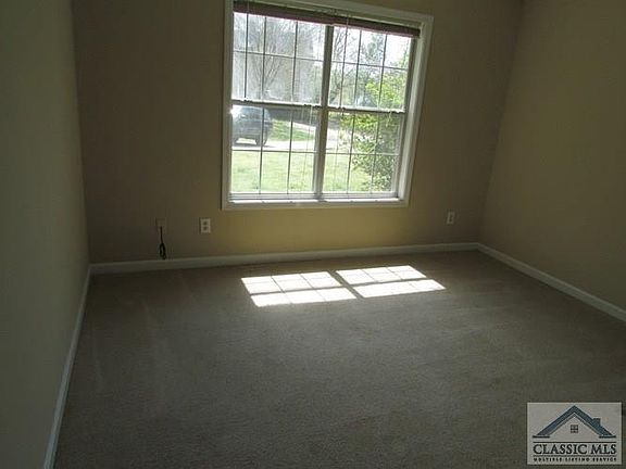 Bedroom 1- Main floor (LVP to be installed)
