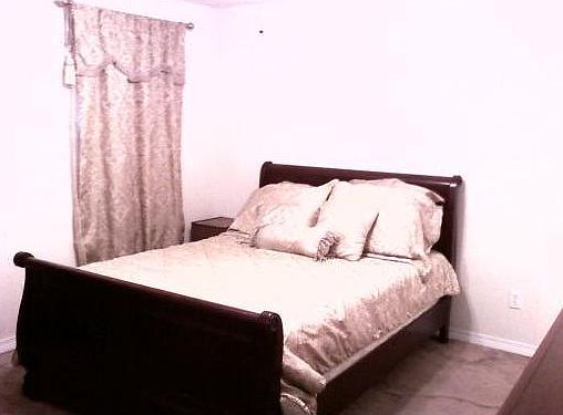 4th image of 2629 Max Dr