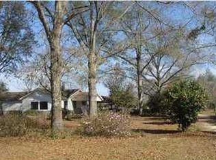 8726 Evers Rd, Milton, FL 32570