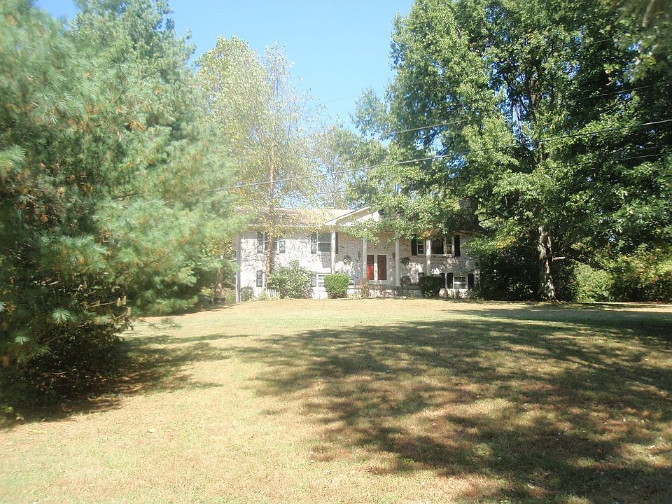 First view of home from driveway