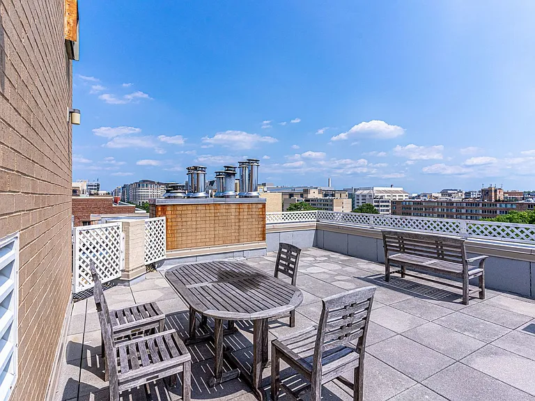2501 K St NW #1B — Photo 34