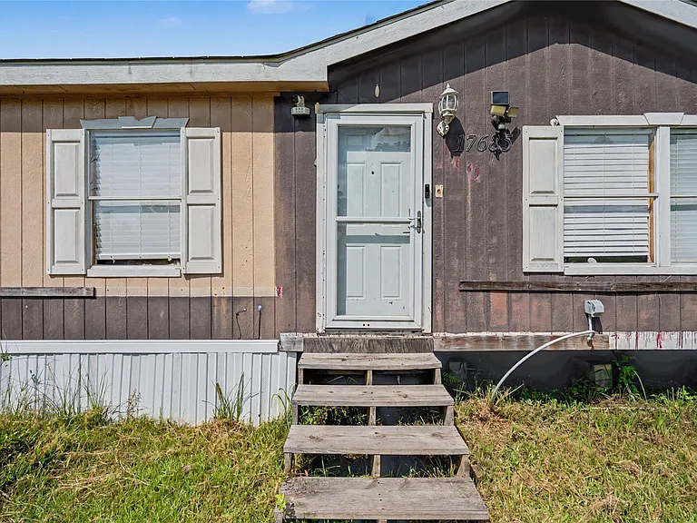 17685 Todd St — Photo 15