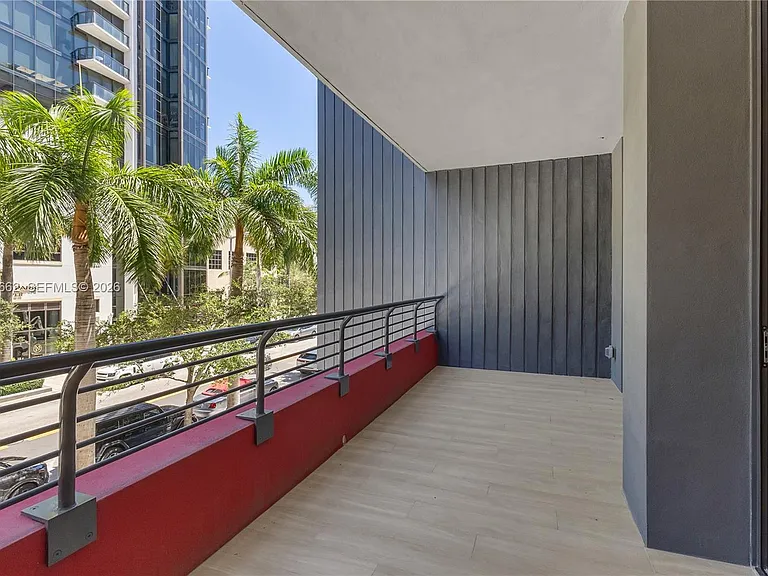 90 NE 32nd St #209 — Photo 17