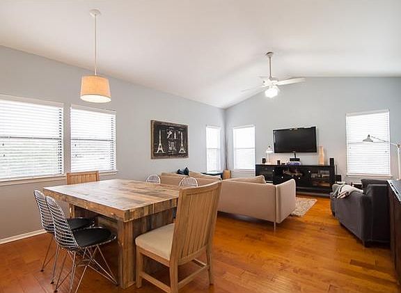 3rd image of 1801 Bouldin Ave #B