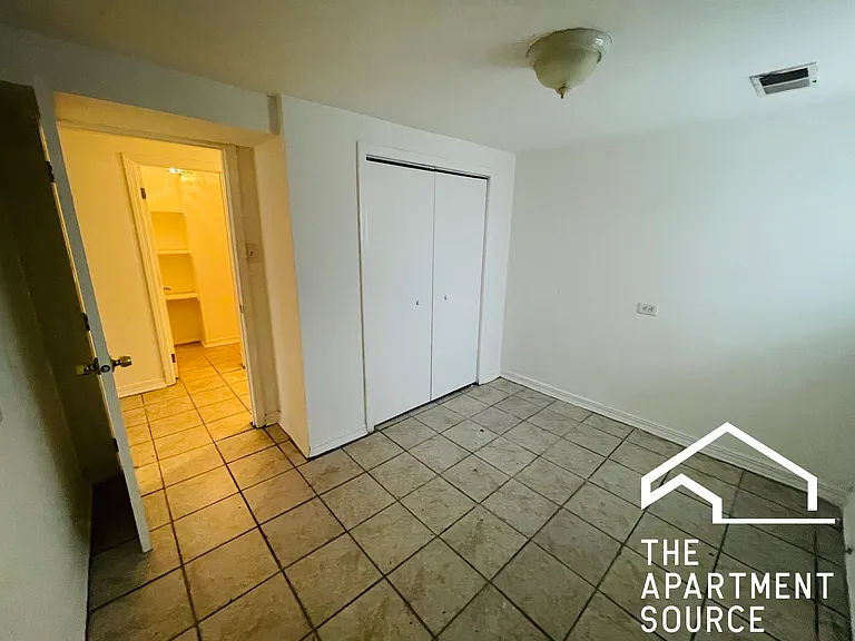 5214 W Crystal St #1 — Photo 9