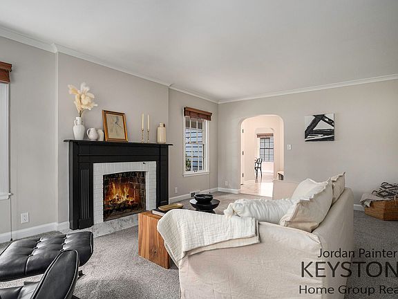 4th image of 6004 Saint Joseph Ave