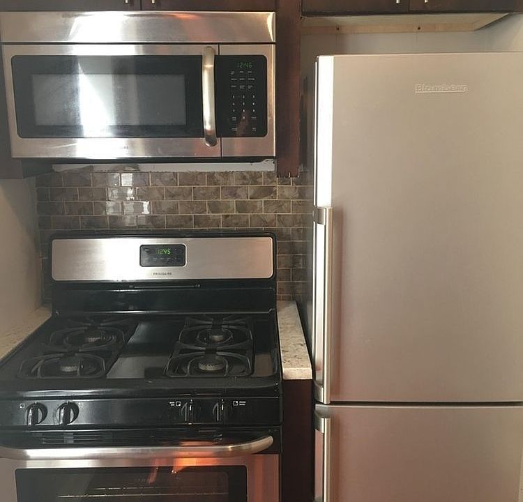 1st image of 2075 E 16th St APT 3C