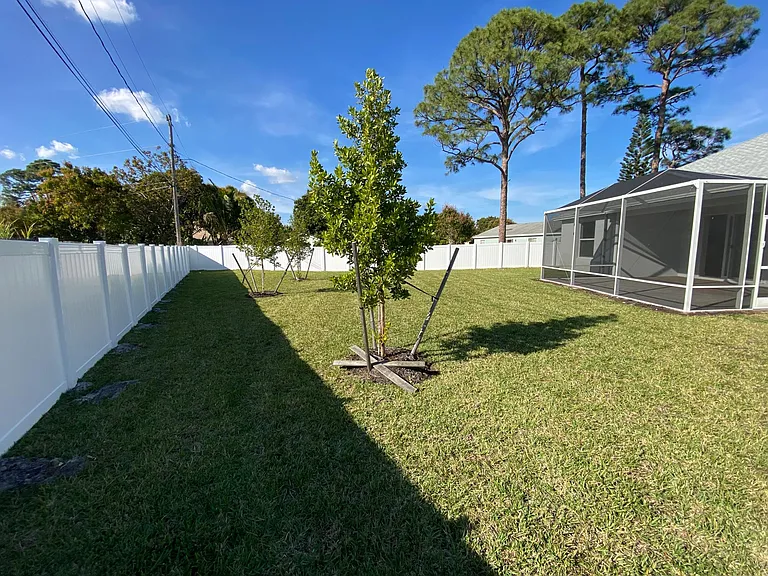 2466 SE Robin Cir — Photo 31