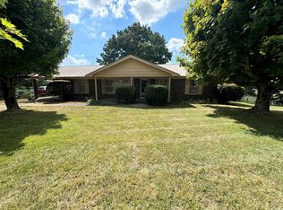 9997 Glasgow Rd, Smiths Grove, KY 42171