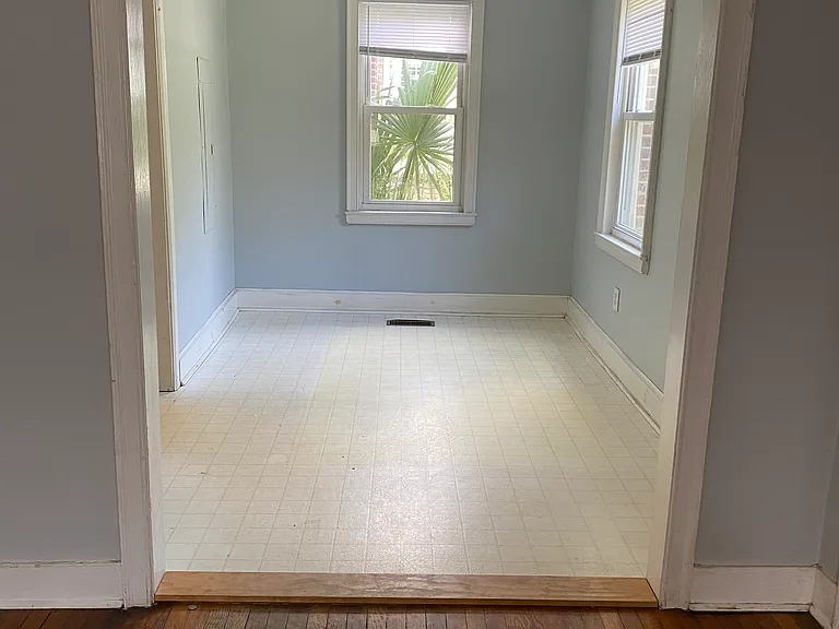 31 Yeadon Ave #A — Photo 2