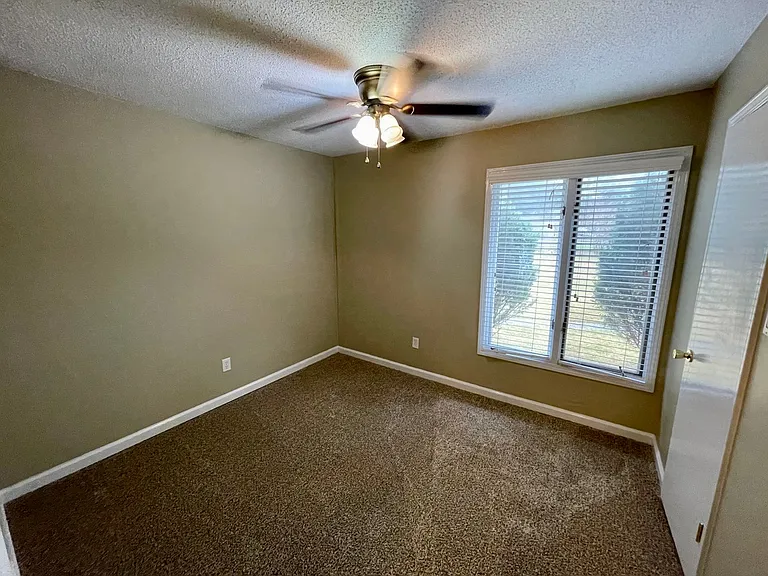6300 Creel Rd — Photo 12