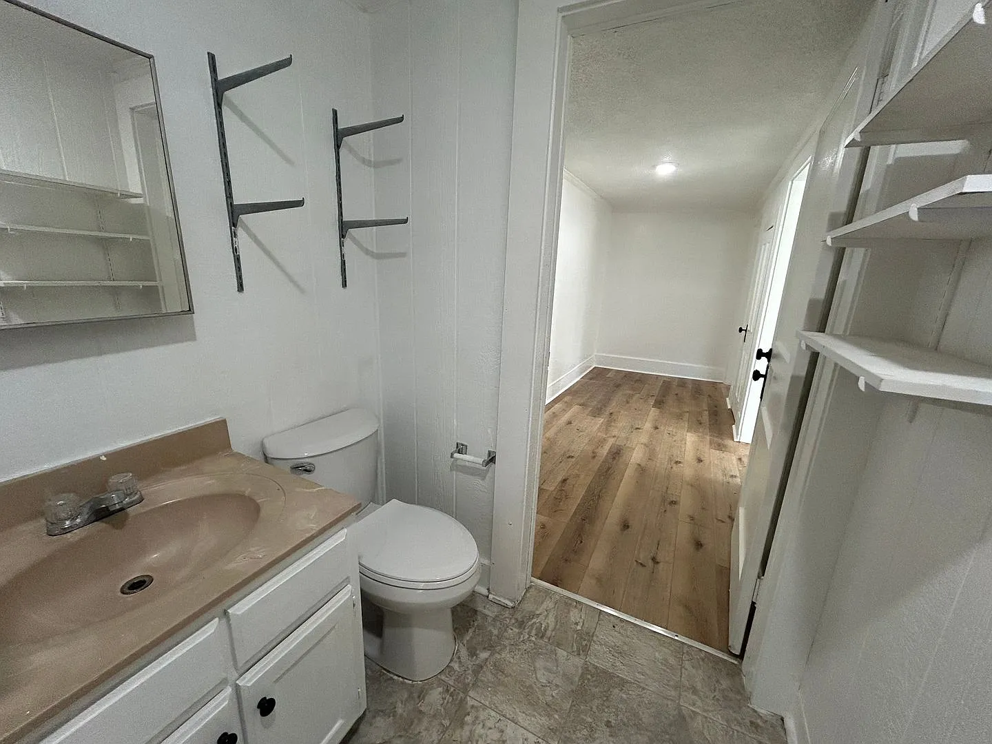 130 Franklin St. — Photo 4