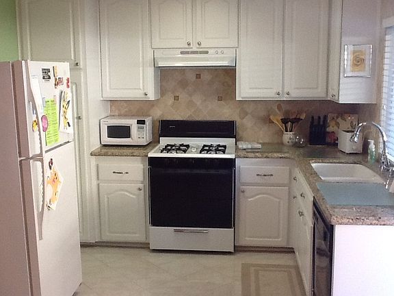 2nd image of 1127 N Barston Ave