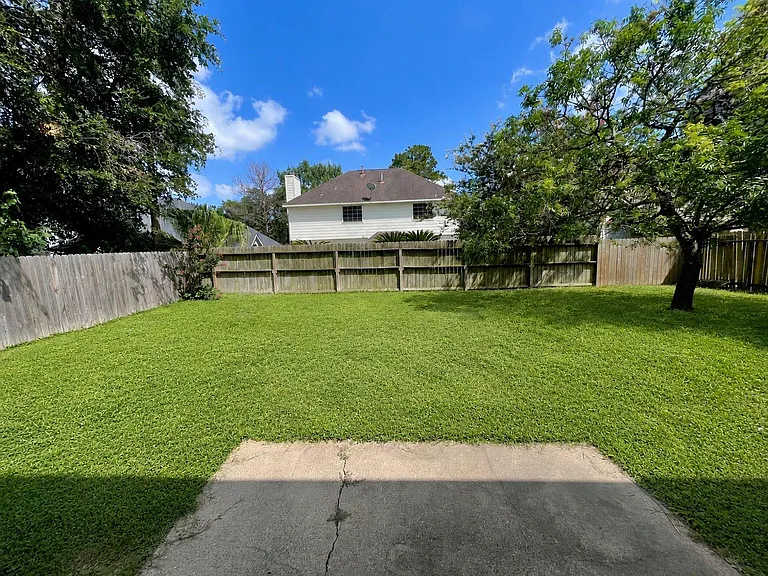 24231 Pepperrell Place St — Photo 33