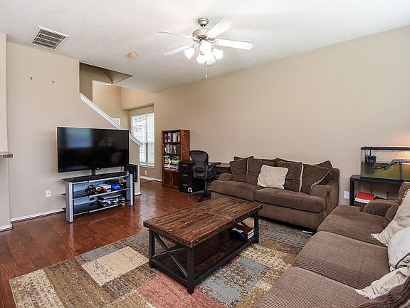 5th image of 3402 Orchid Trace Ln