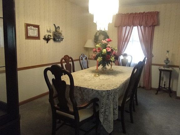 5th image of 1788 Meadow Wood Dr