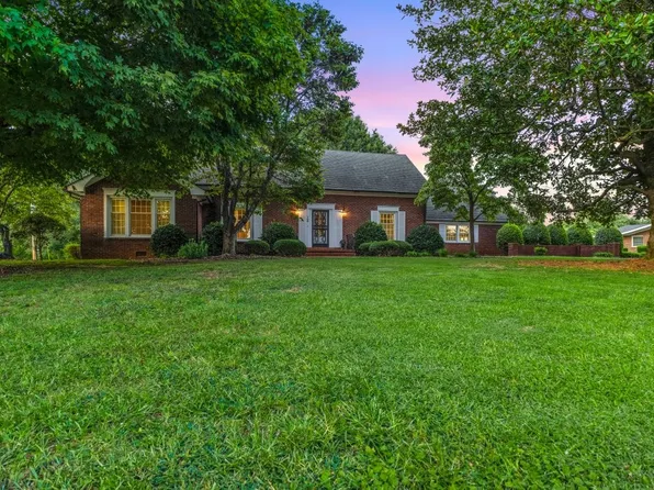 108 Westwood 6th Ave, McMinnville, TN 37110