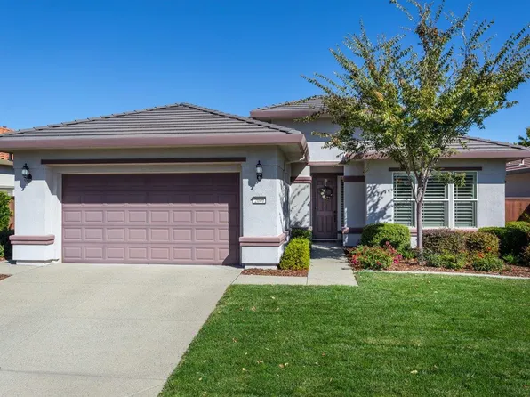 2040 Leighham Dr, Roseville, CA 95747