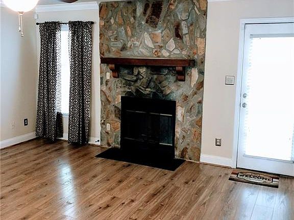 4th image of 373 E Montcastle Dr Unit C