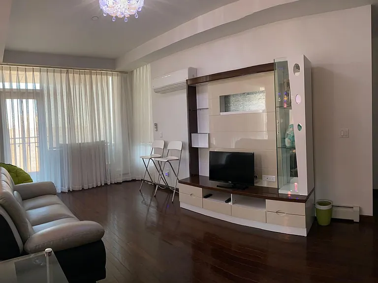 4205 Parsons Blvd #6B — Photo 4