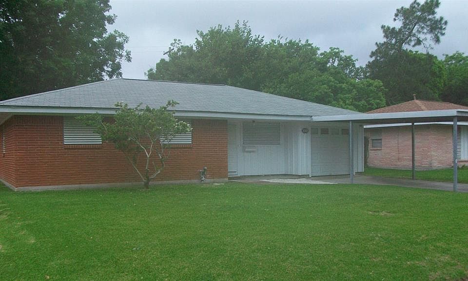 1st image of 1301 Natchez Dr