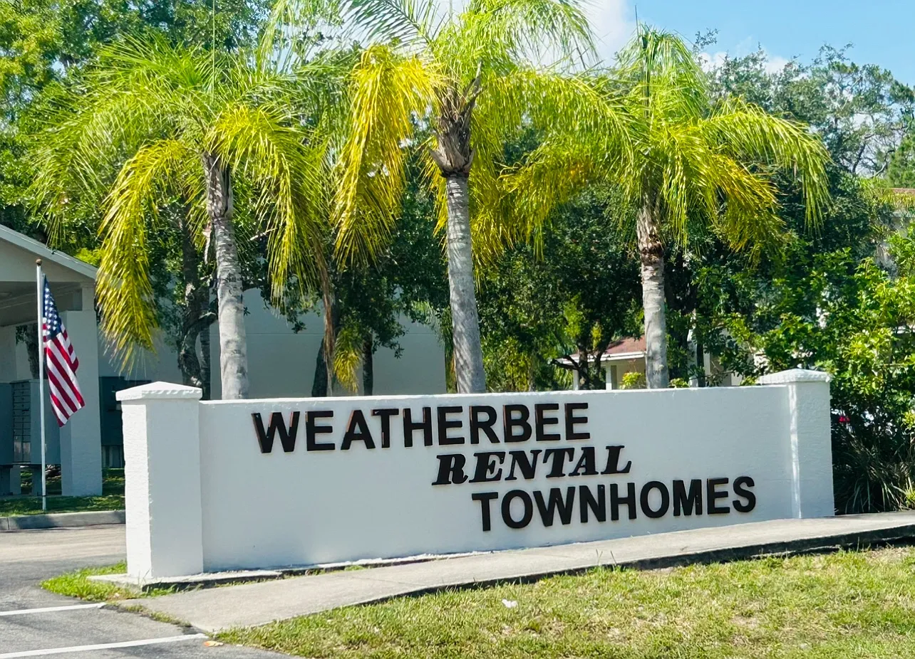 Weatherbee Townhomes — Photo 3