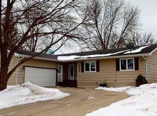 2058 Morningside Dr, Brookings, SD 57006