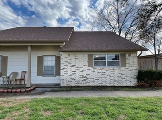 732 E Pecan St #732, Hurst, TX 76053
