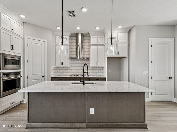 4th image of 11929 MIRACLE WOODS Way