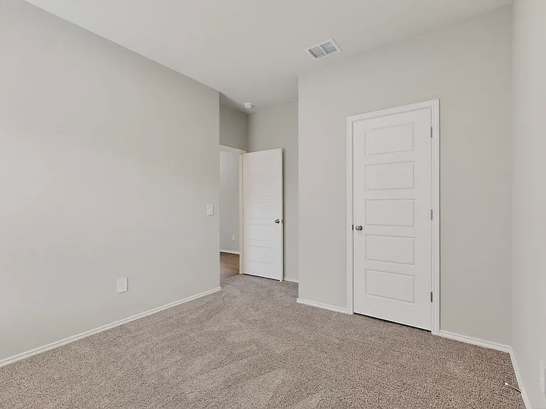 3038 Laguna Clfs — Photo 30