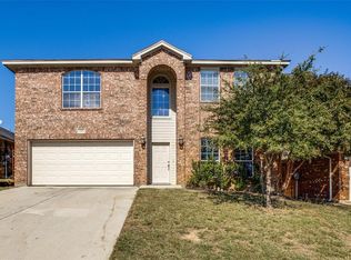 9120 Jason Dr, White Settlement, TX 76108