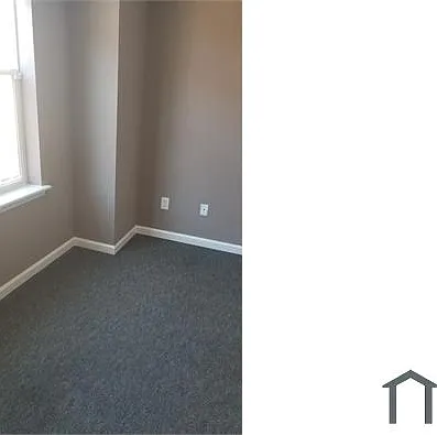 1949 N Gratz St #B — Photo 2