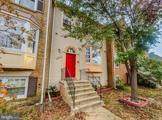 2863 Strauss Ter, Silver Spring, MD 20904